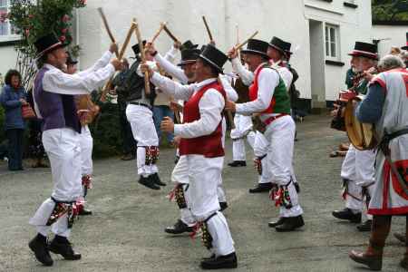 Tinner's Morris put their plan into action